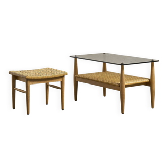 Coffee table and its stool.