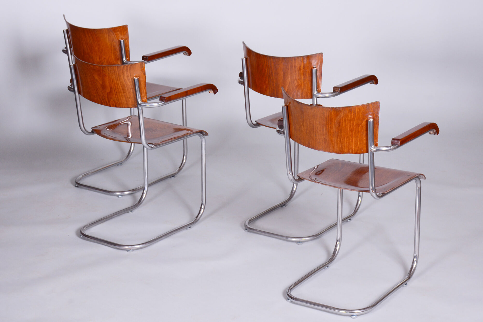 Set Of 4 Restored Bauhaus Beech Armchairs Designed by Mart Stam, 1930s, Czechia, High Gloss