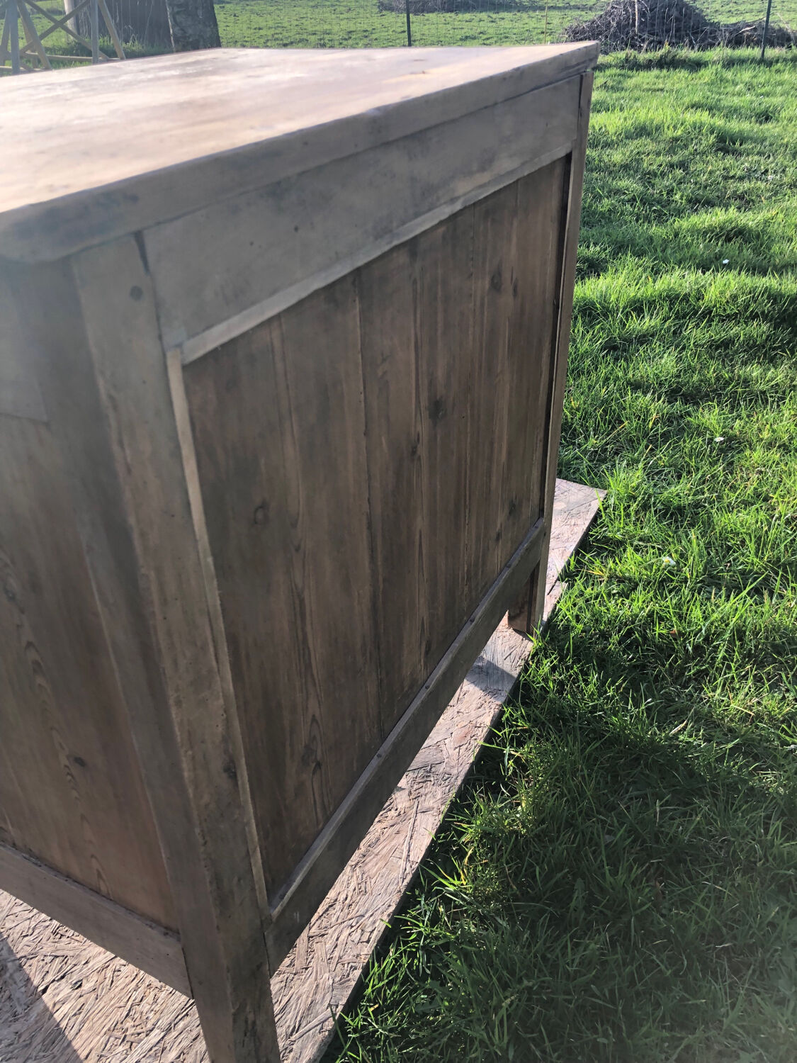 Vintage chest of drawers