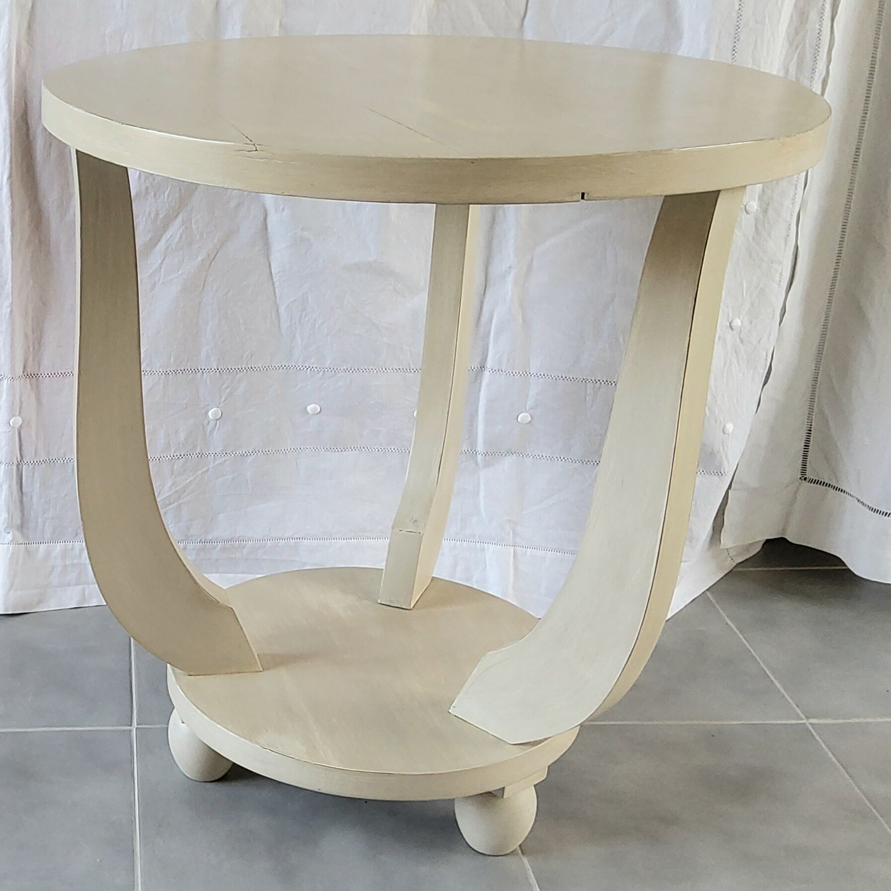 Patinated Art Deco pedestal table