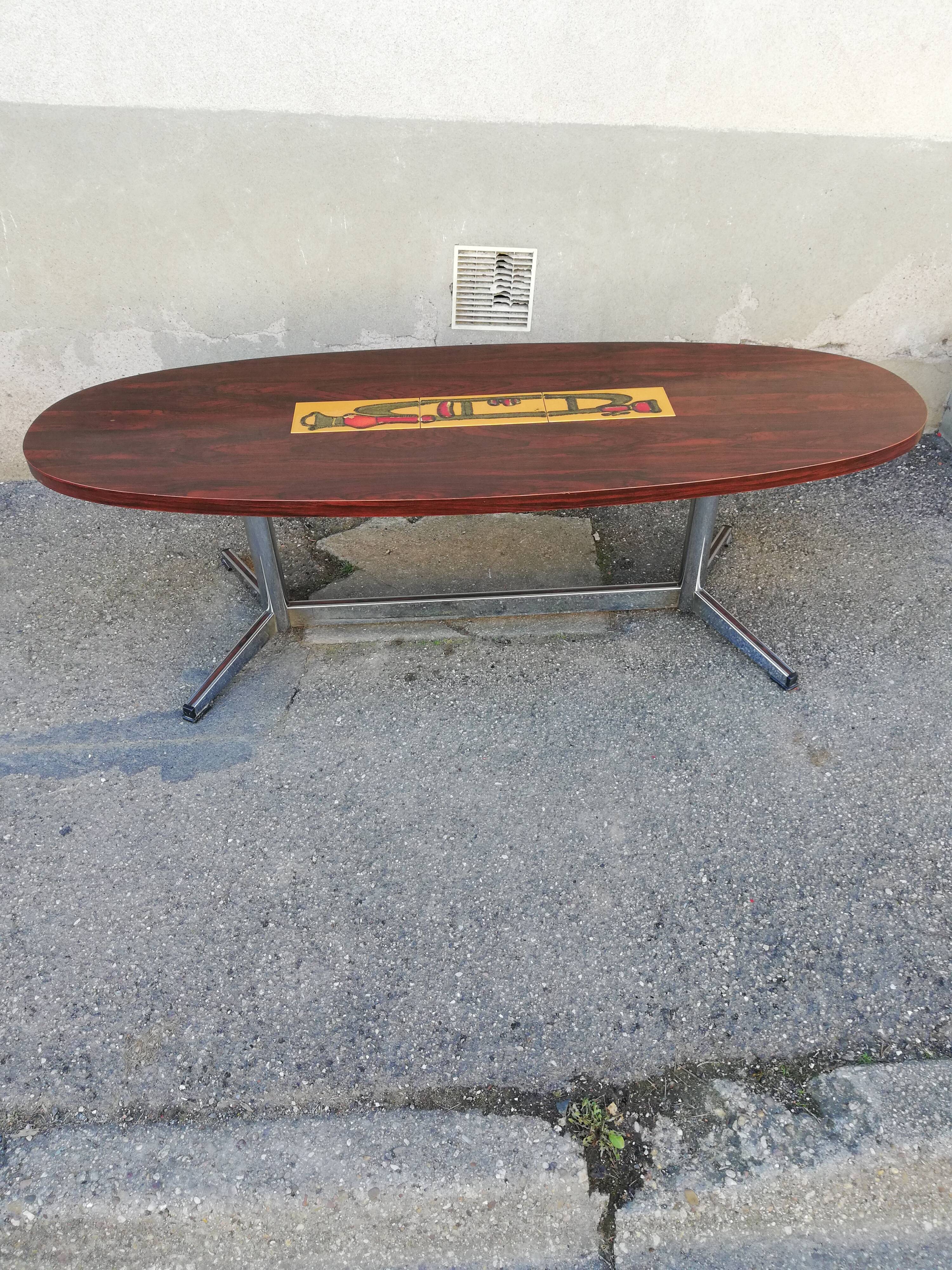 Table basse vintage ovale palissandre et céramique