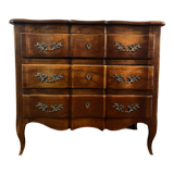 Classic chest of drawers