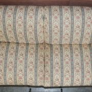 Large canapé Antique Howard & Sons Portarlington original tapestry ticking