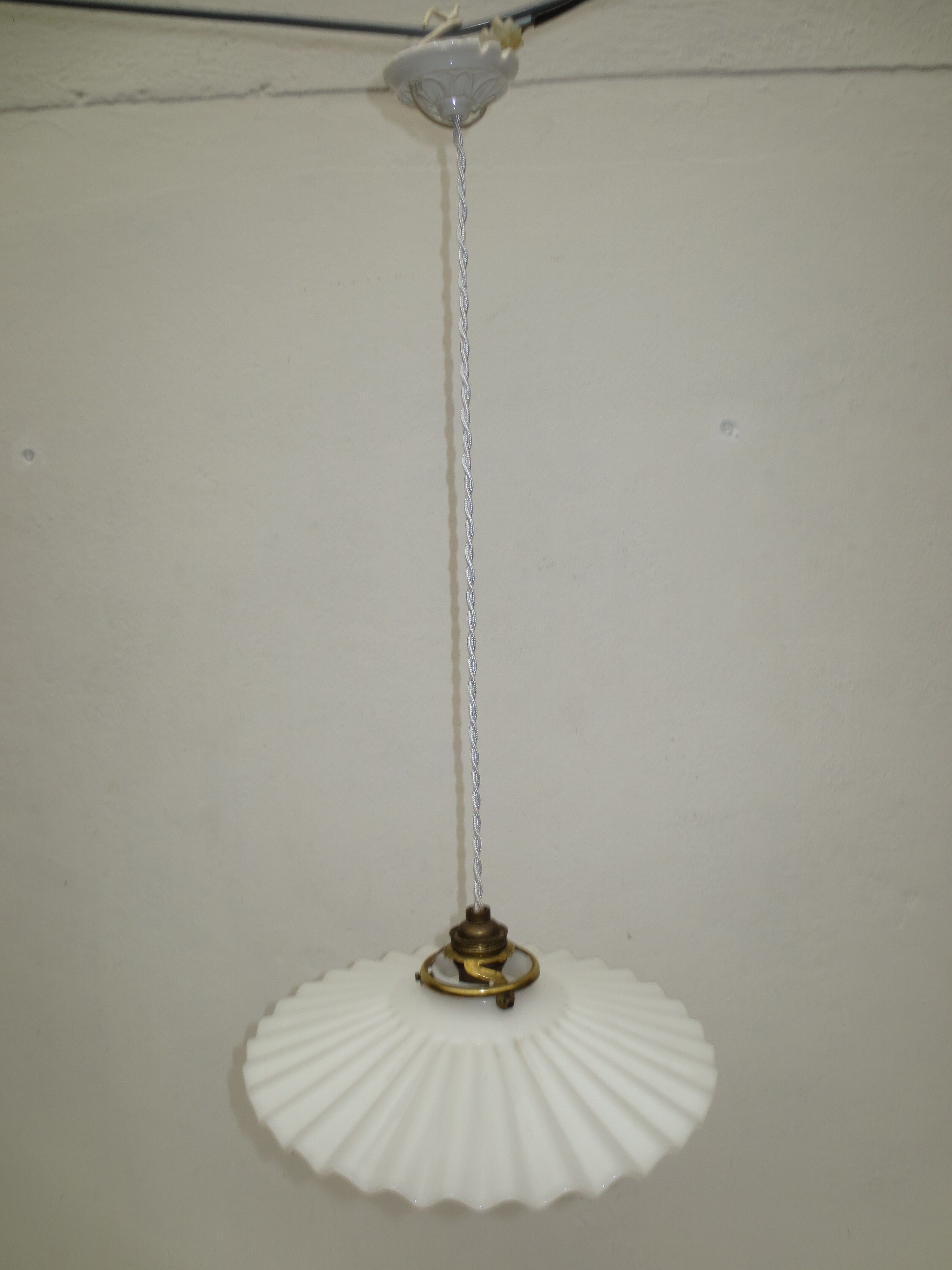 Hanging lamp