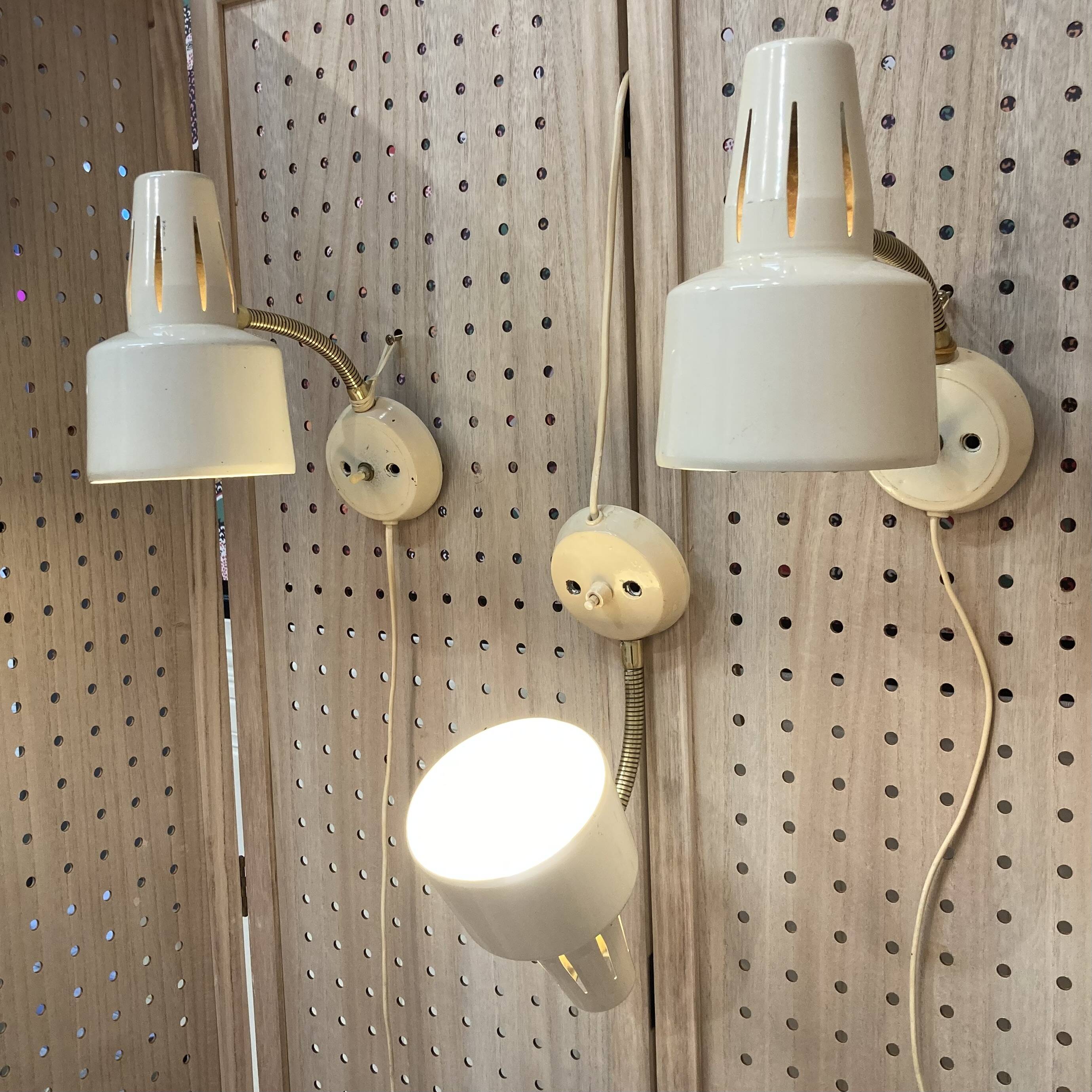 Trio d'appliques modulables design scandinave 1950.