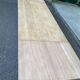 Renovated extendable farmhouse dining table made of solid raw oak from the 1950s.