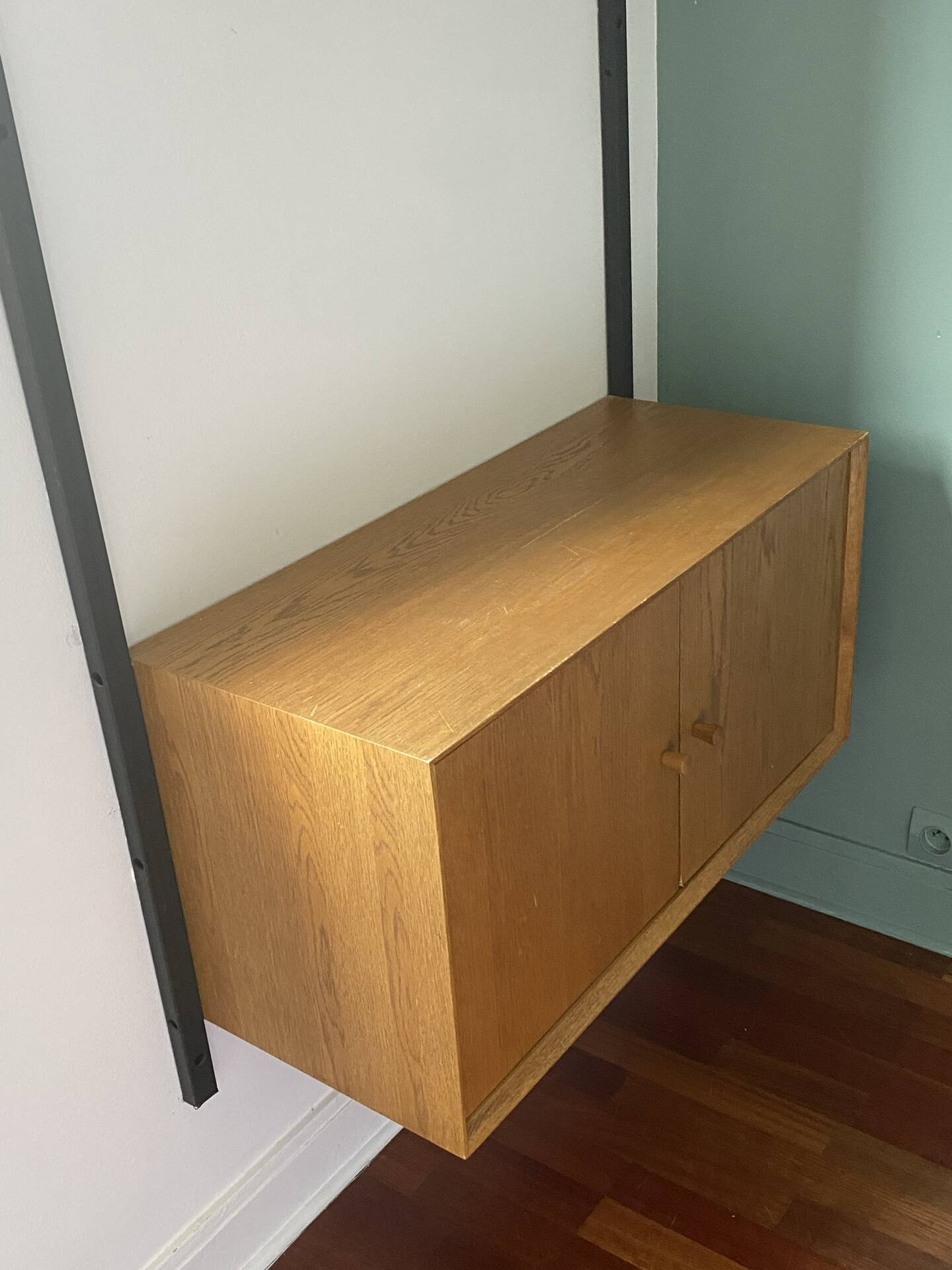 Wall shelf wood and metal