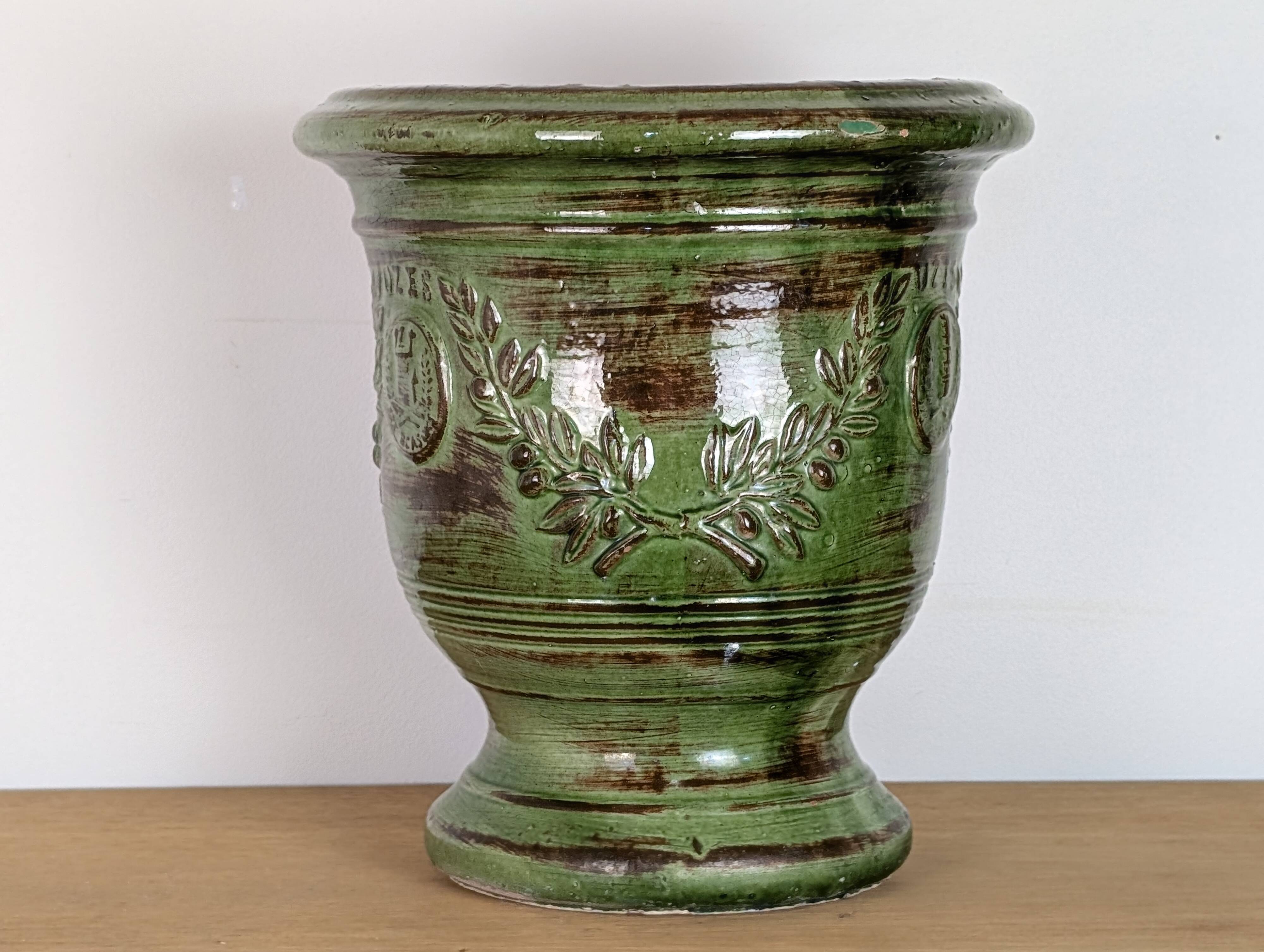 Uzès glazed earthenware planter