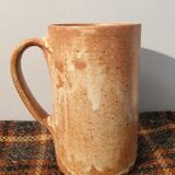 Suite of 4 sandstone mugs