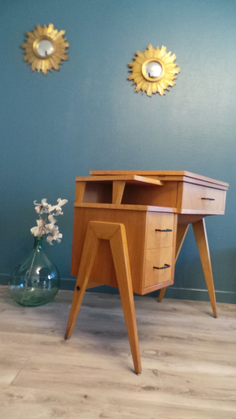 Stunning Scandinavian desk feet compass 1950