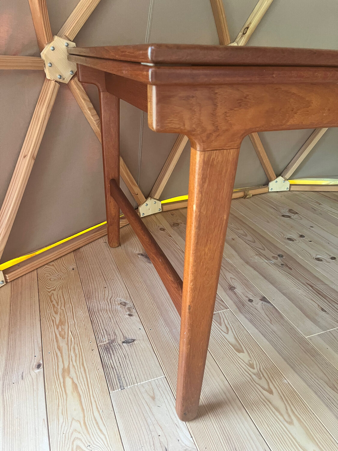 Danish dining table JLM