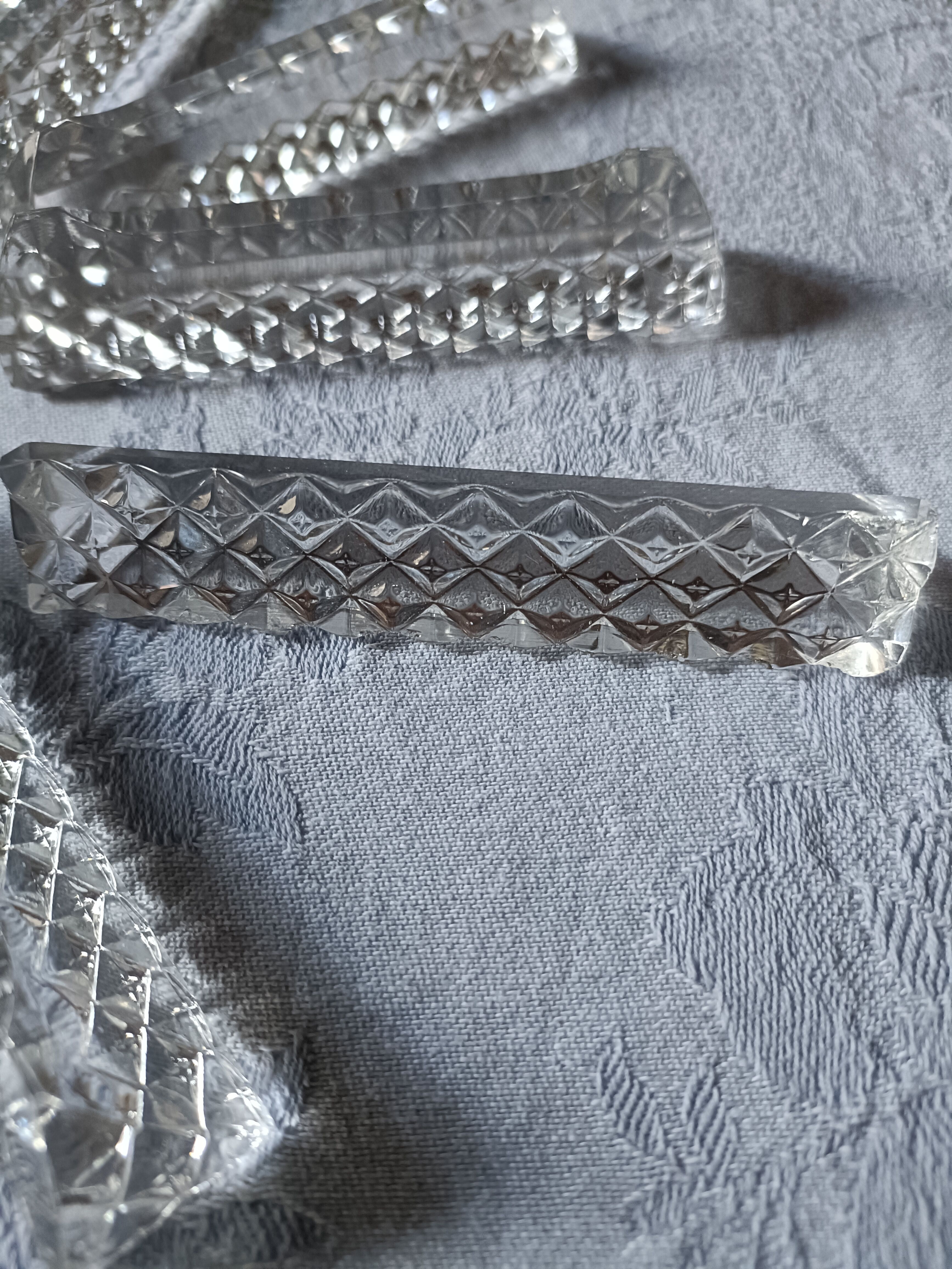 10 porte couteaux en cristal