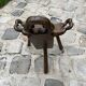 Brutalist tripod chair - Mountain chair