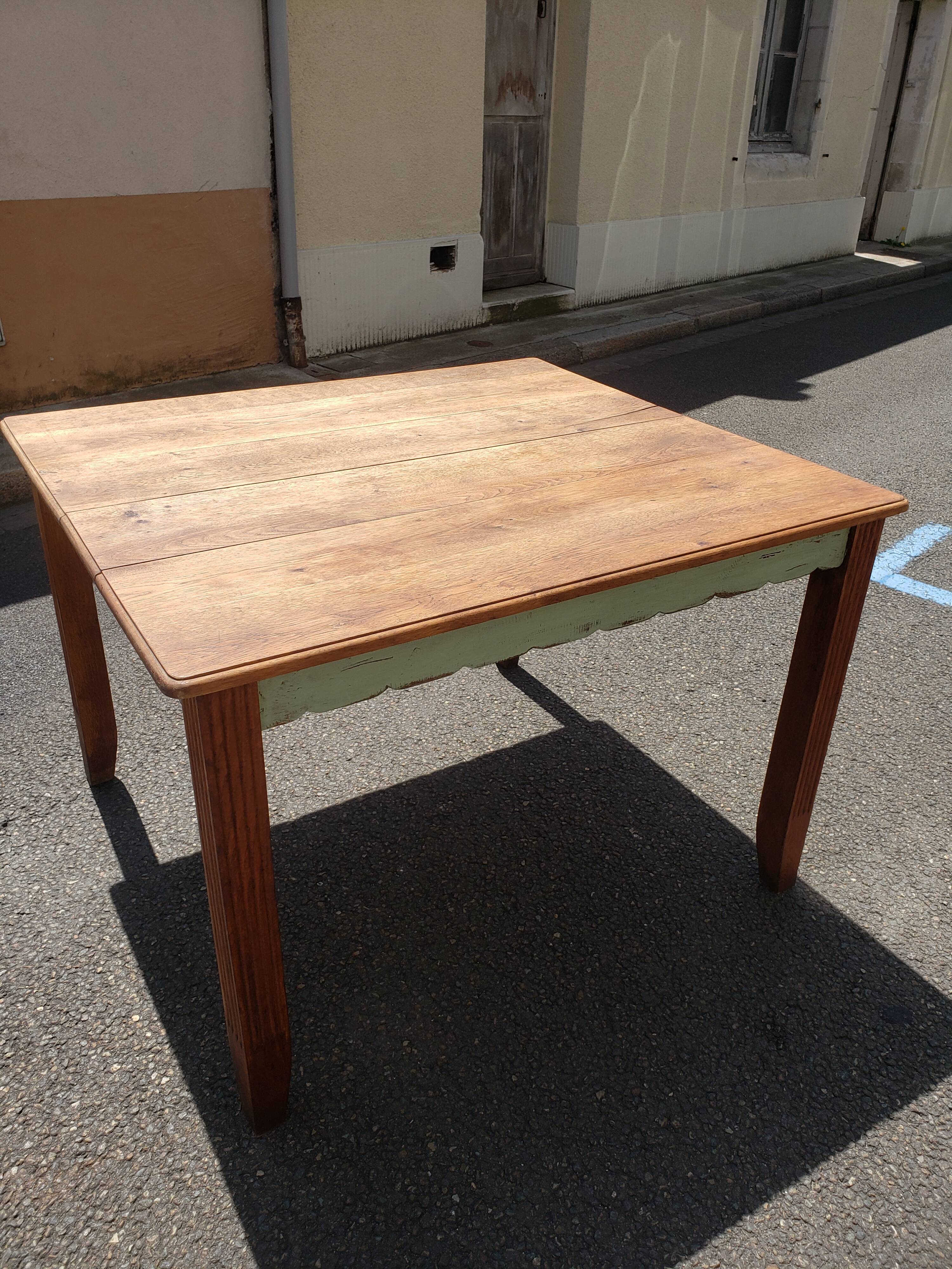 Table and chairs art deco wood and pastel
