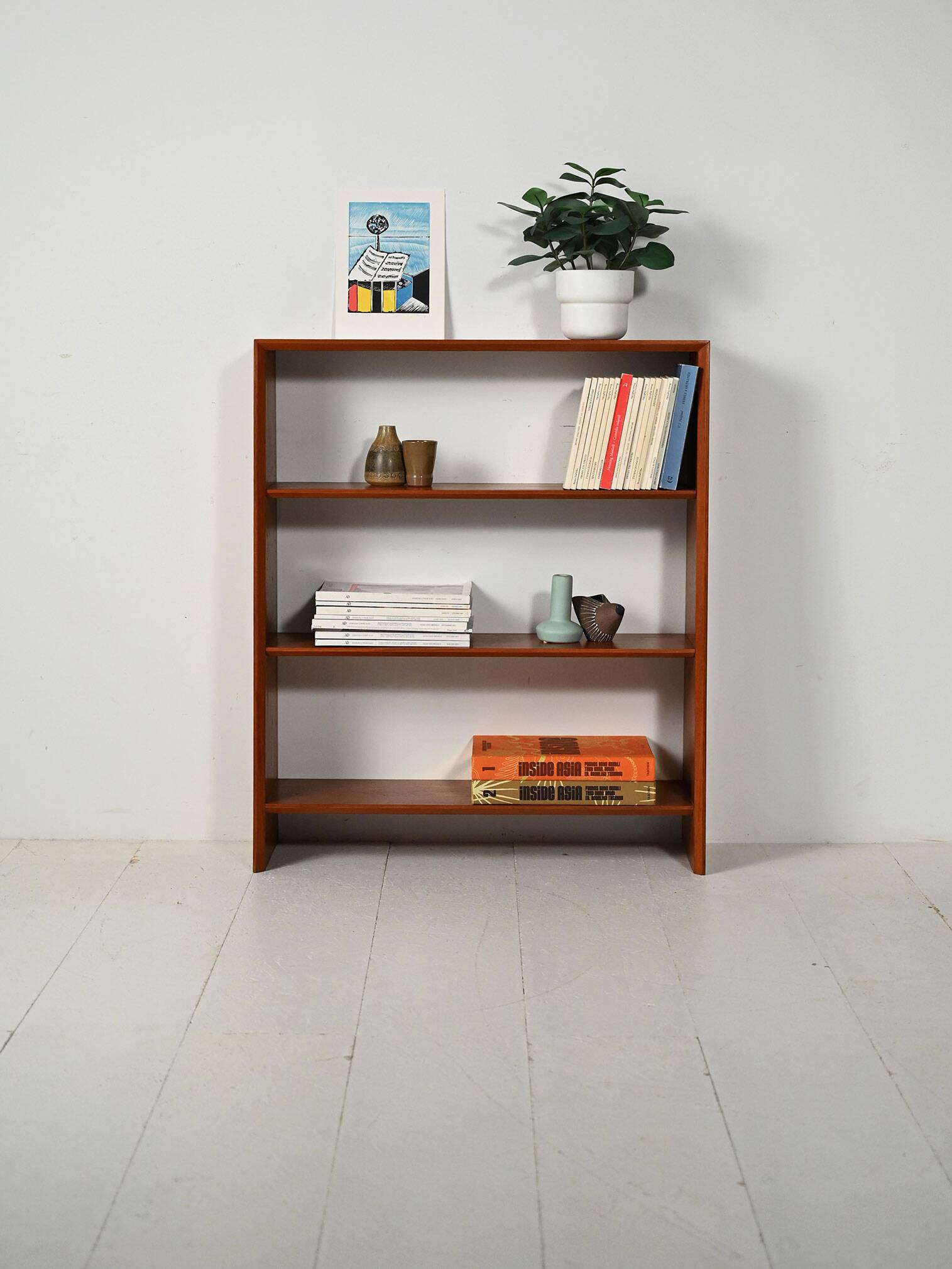 Small Scandinavian teak bookshelf with adjustable shelves
