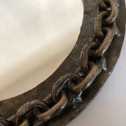 Miroir chaine brutaliste en fer battu 1960 h55cm