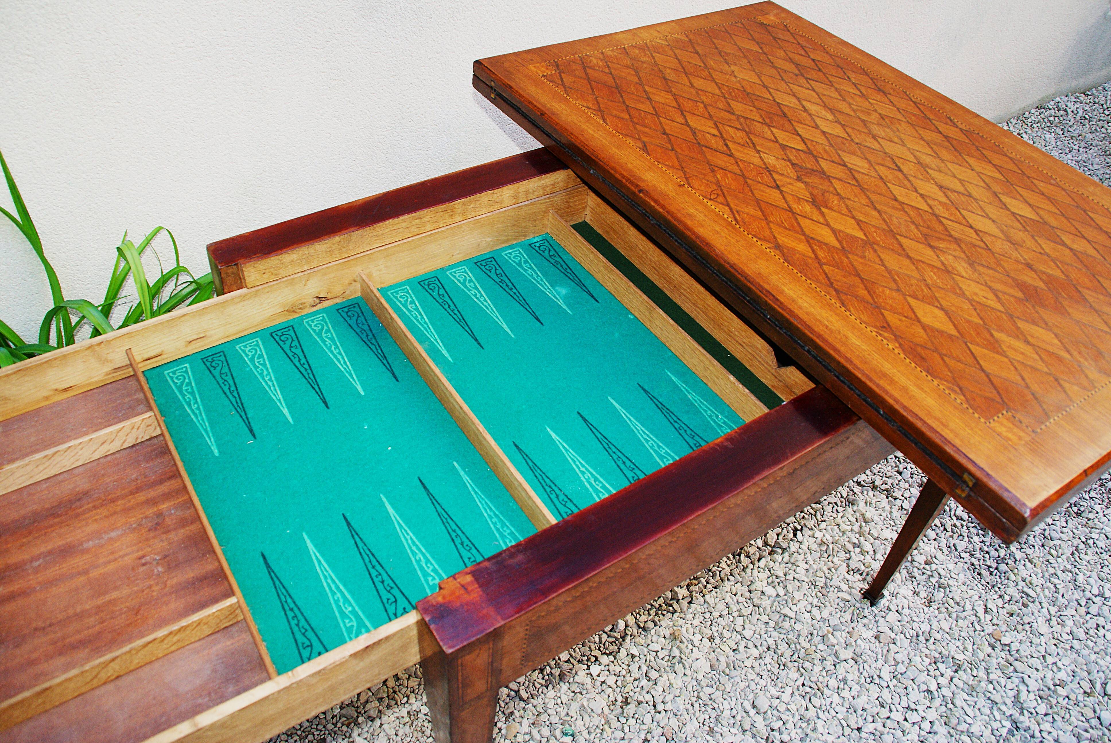 "Tric Trac" game table Directoire