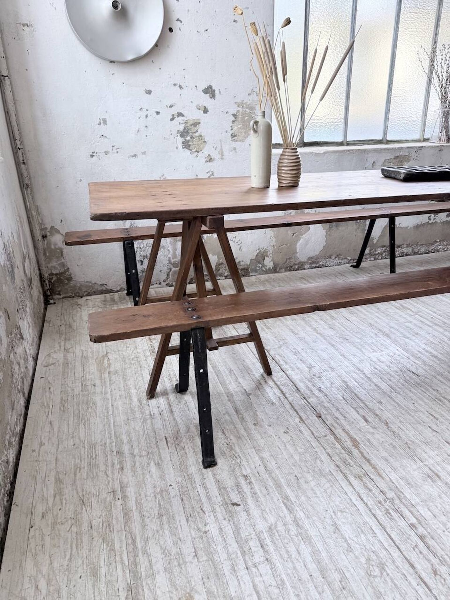 XXL trestle farm table 4m and its benches