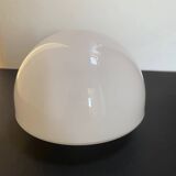 Semi-circle globe in white opaline, shiny appearance