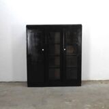 Zwarte brocante kast