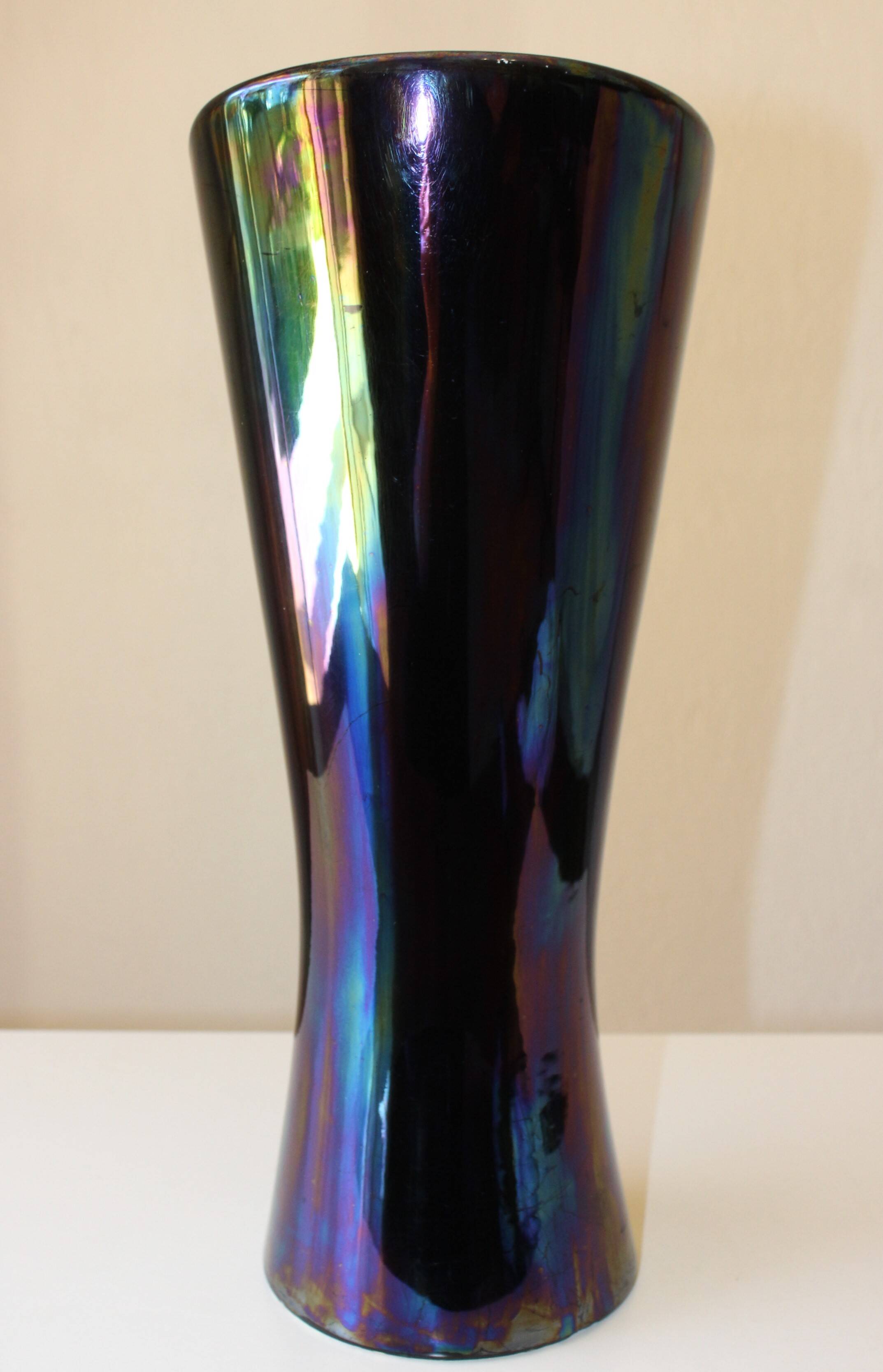 Large iridescent vase Verceram n° 6397 60s