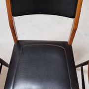 Chaises du milieu du siècle