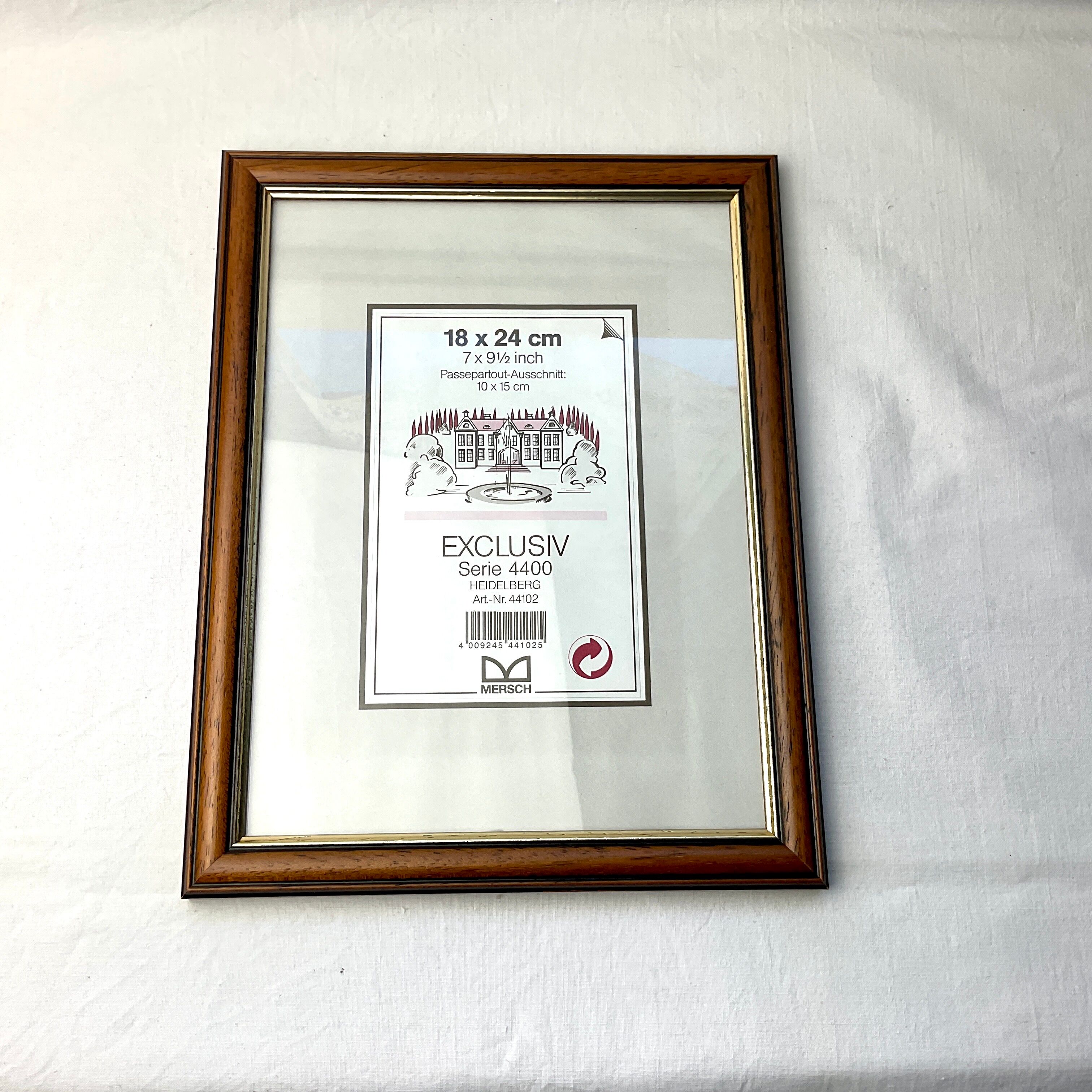 Old frame in gilded wood Mersch