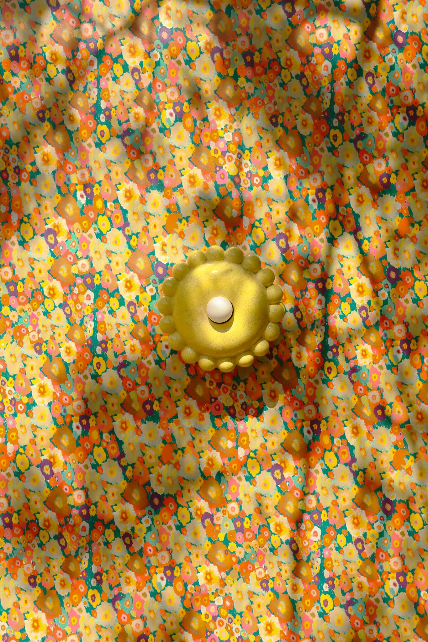 Luna Small Vanilla Yellow Wall Lamp