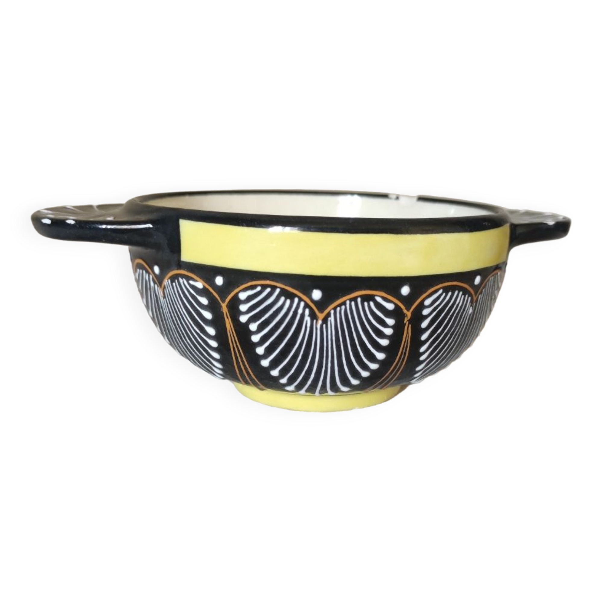 Breton bowl with ears signed HB Quimper