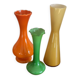 Trio of vases, soliflores