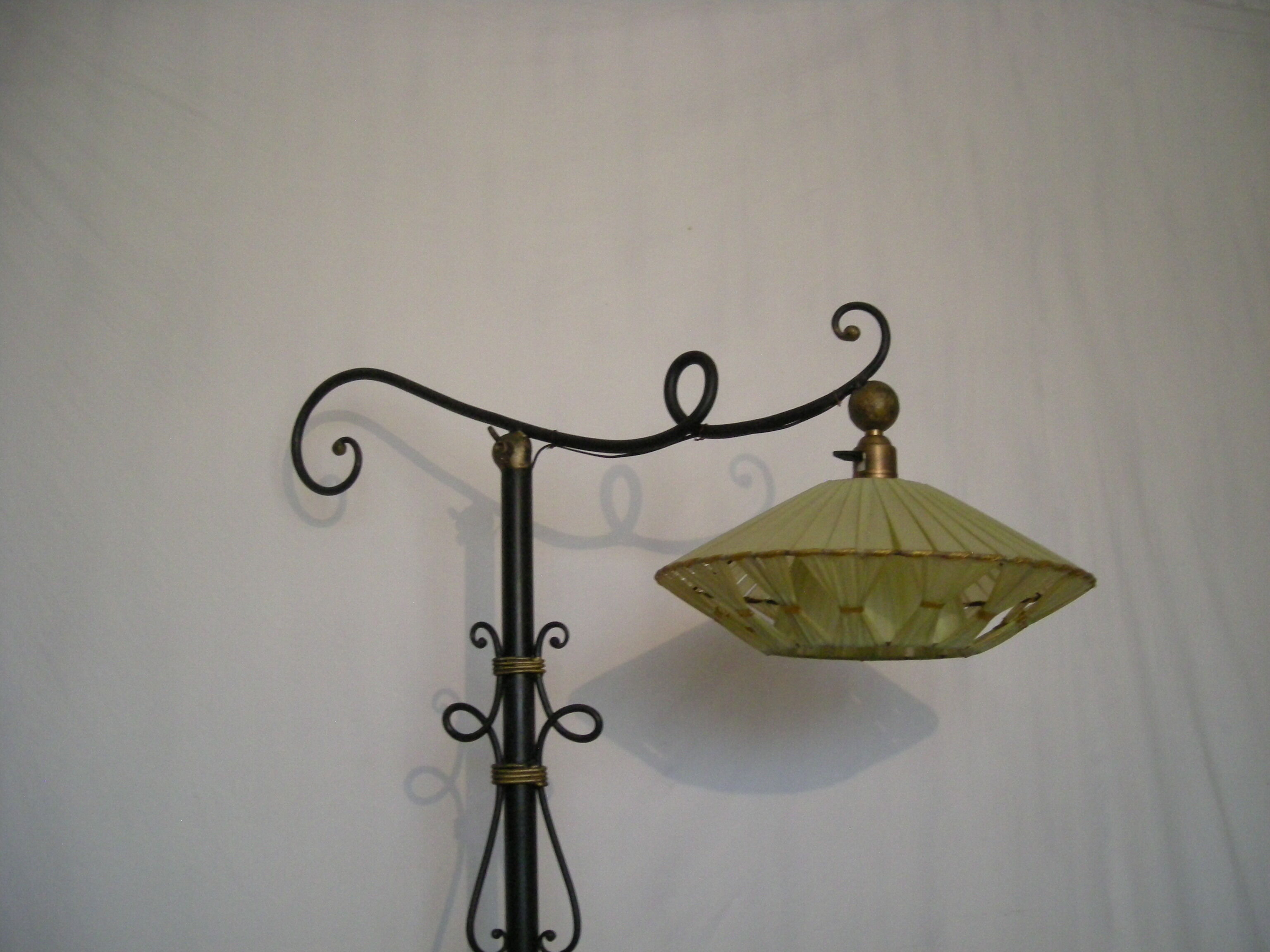 Lampadaire à bras des années 40