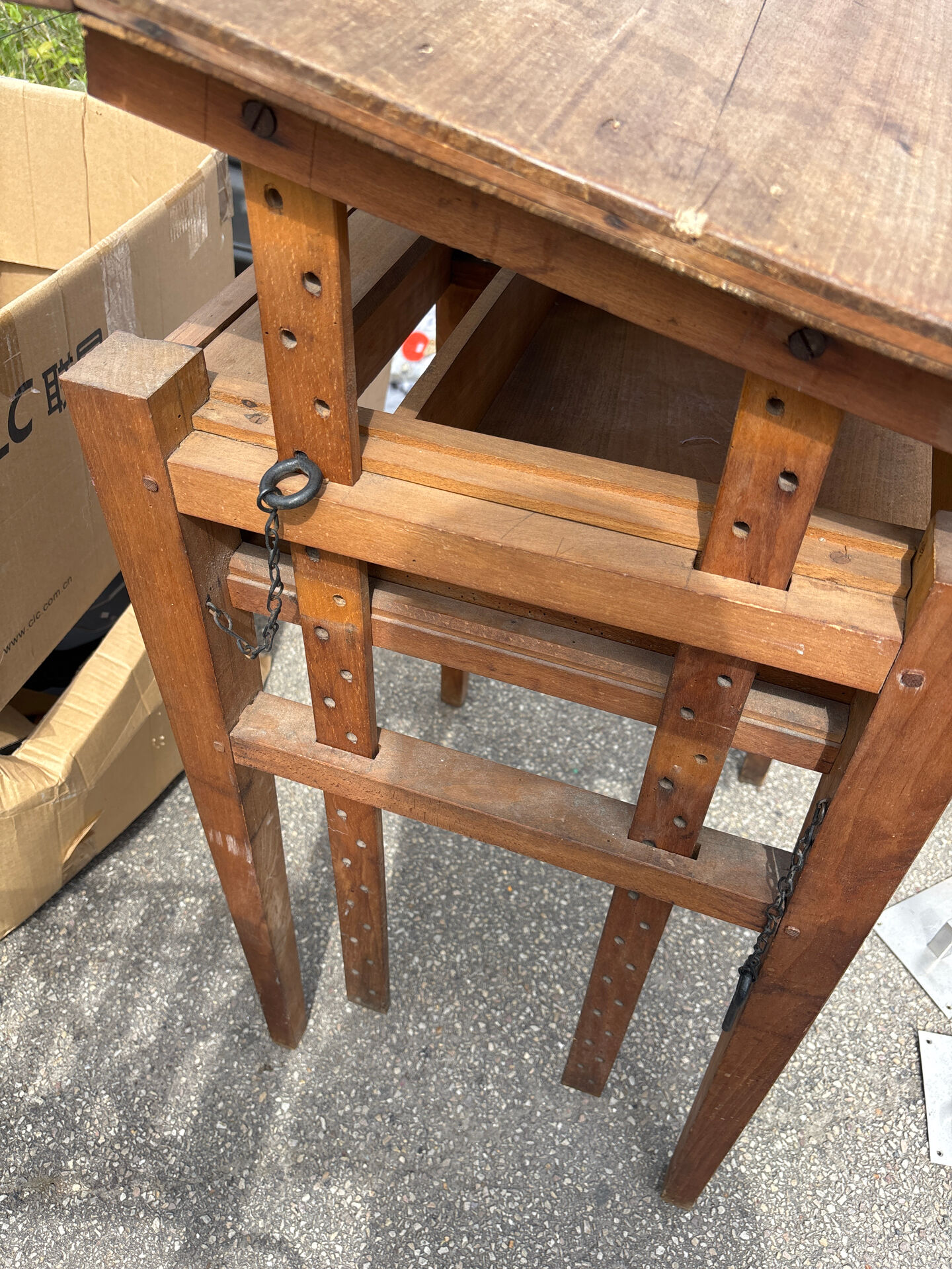 Drawing table