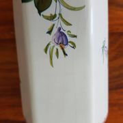 Vase signé Moustier