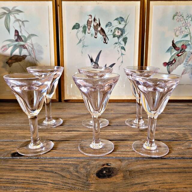 Vintage bistro glasses known as "deceivers" or "thieves" (set of 6)