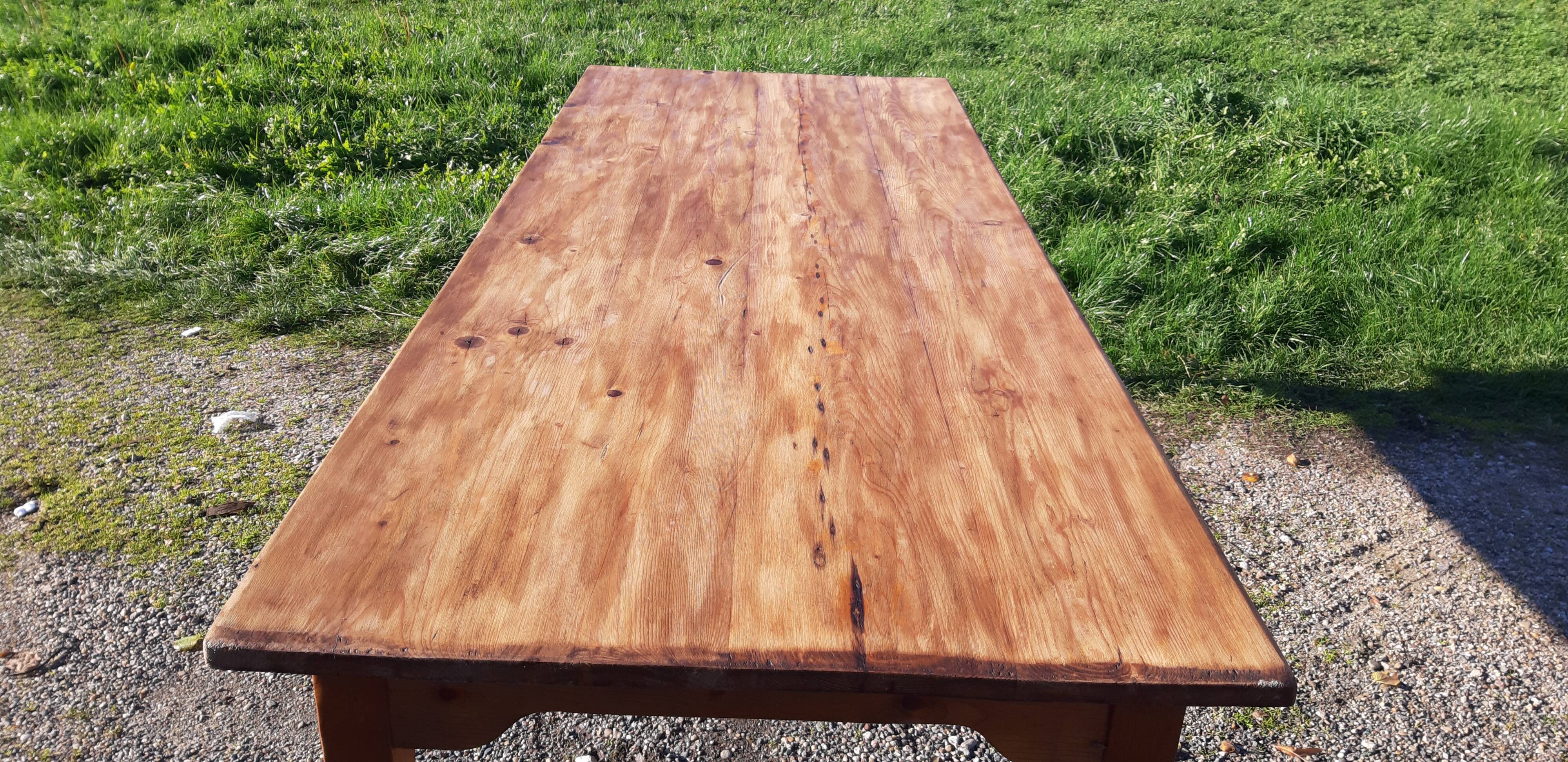 Country farm table in pine , 2 drawers