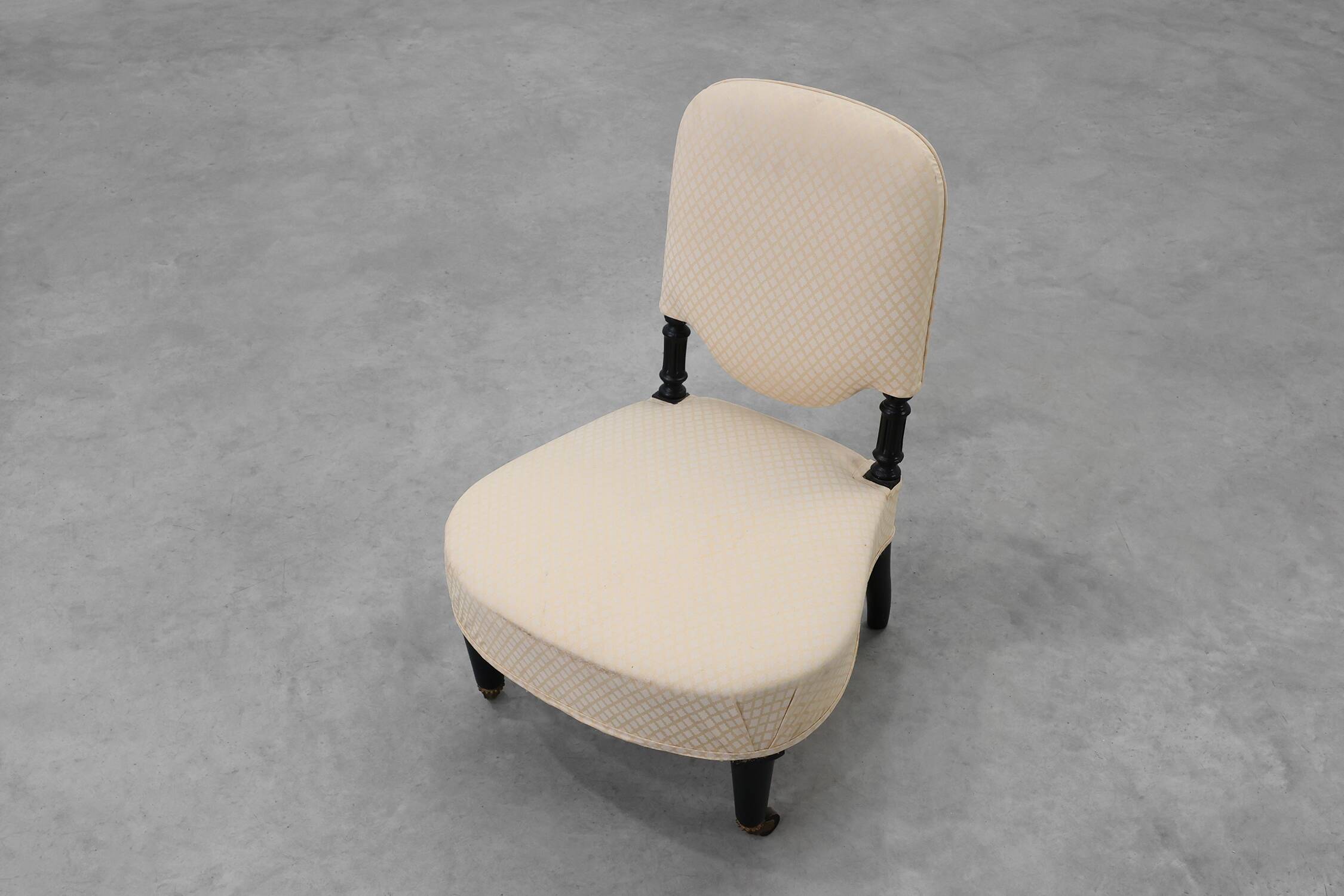 Fauteuil bas Napoléon III du 19e siècle, France
