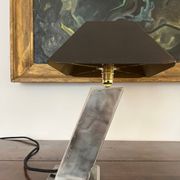 Lampe de bureau en acier