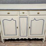 Très grand Buffet d'appui époque Louis XV en bois laqué vers 1750