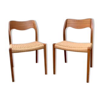 2 chaises scandinaves