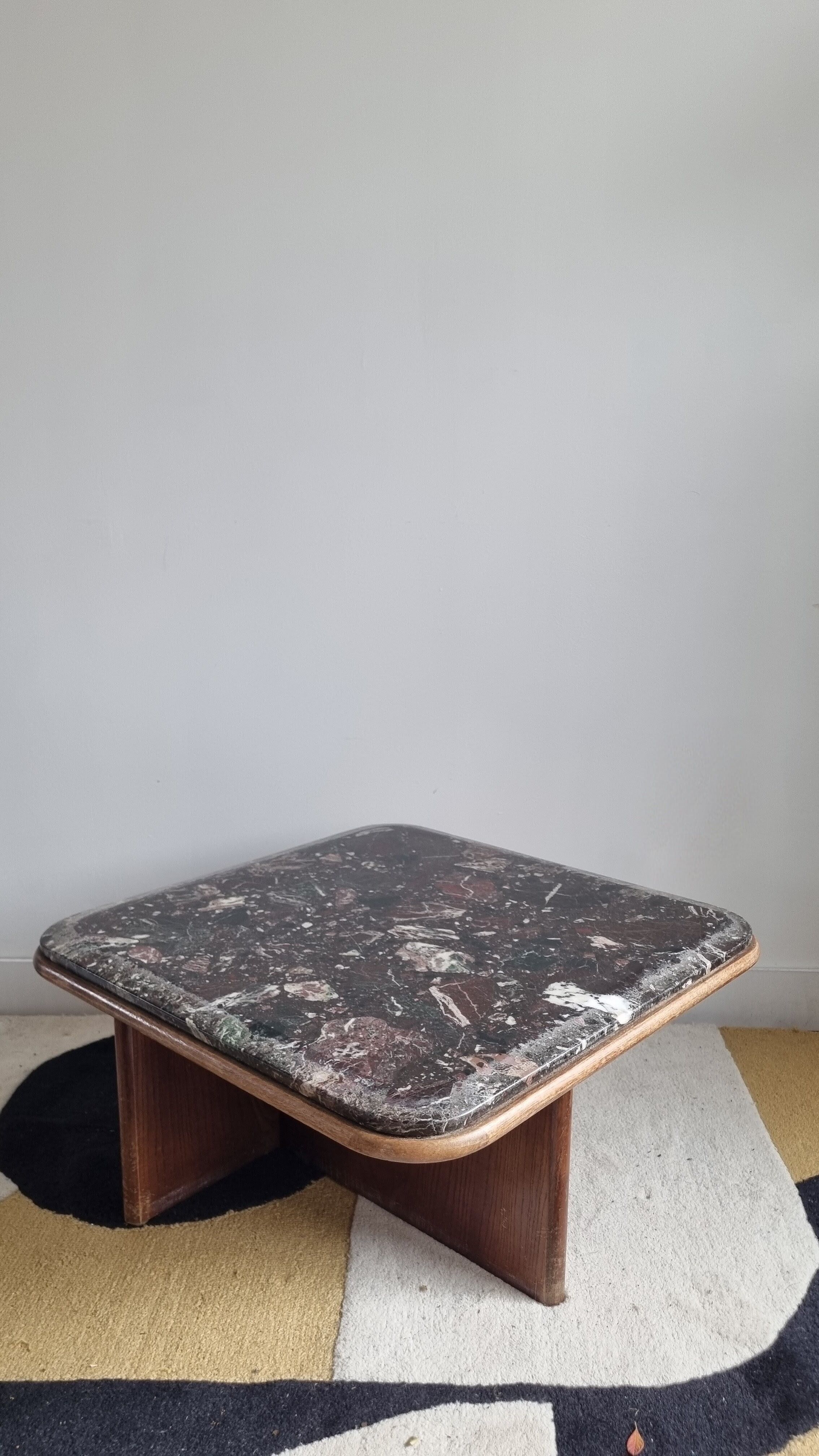Table basse vintage en marbre