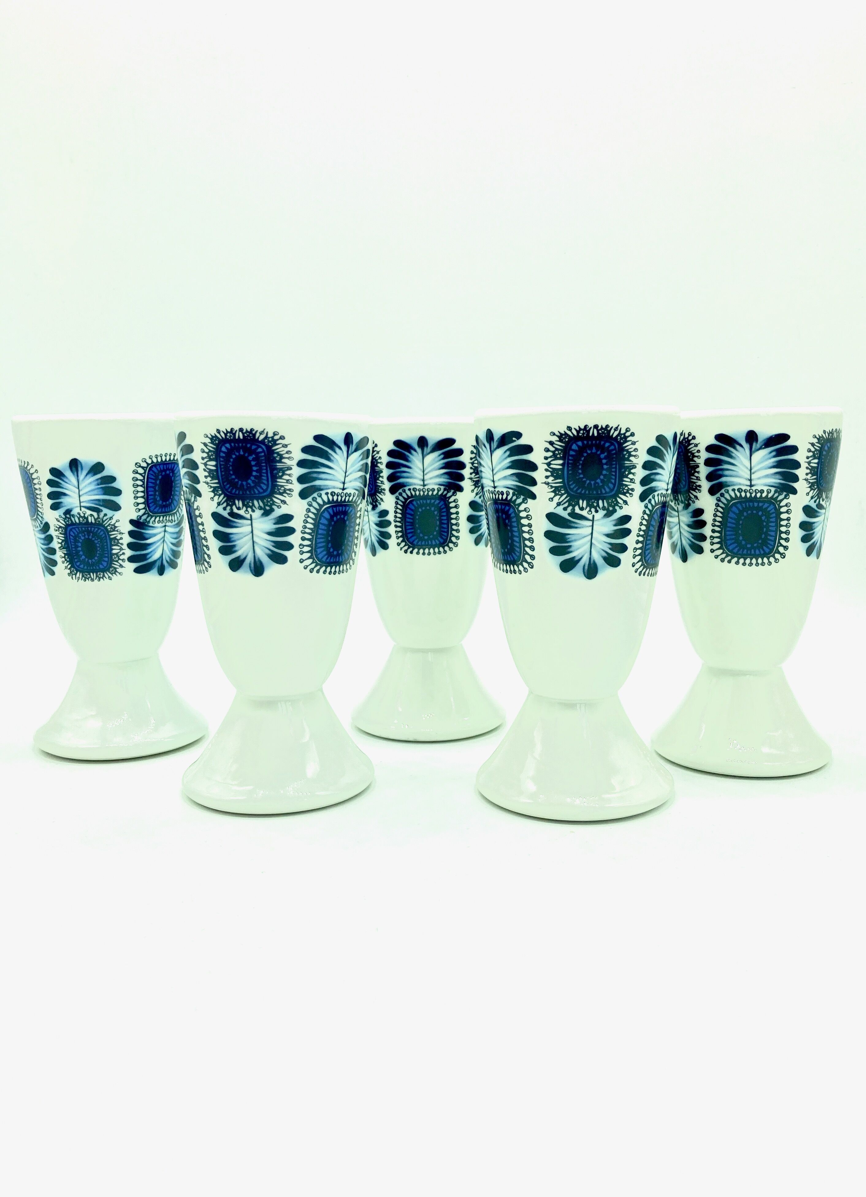 Series of 5 mazagrans or porcelain cups from Limoges