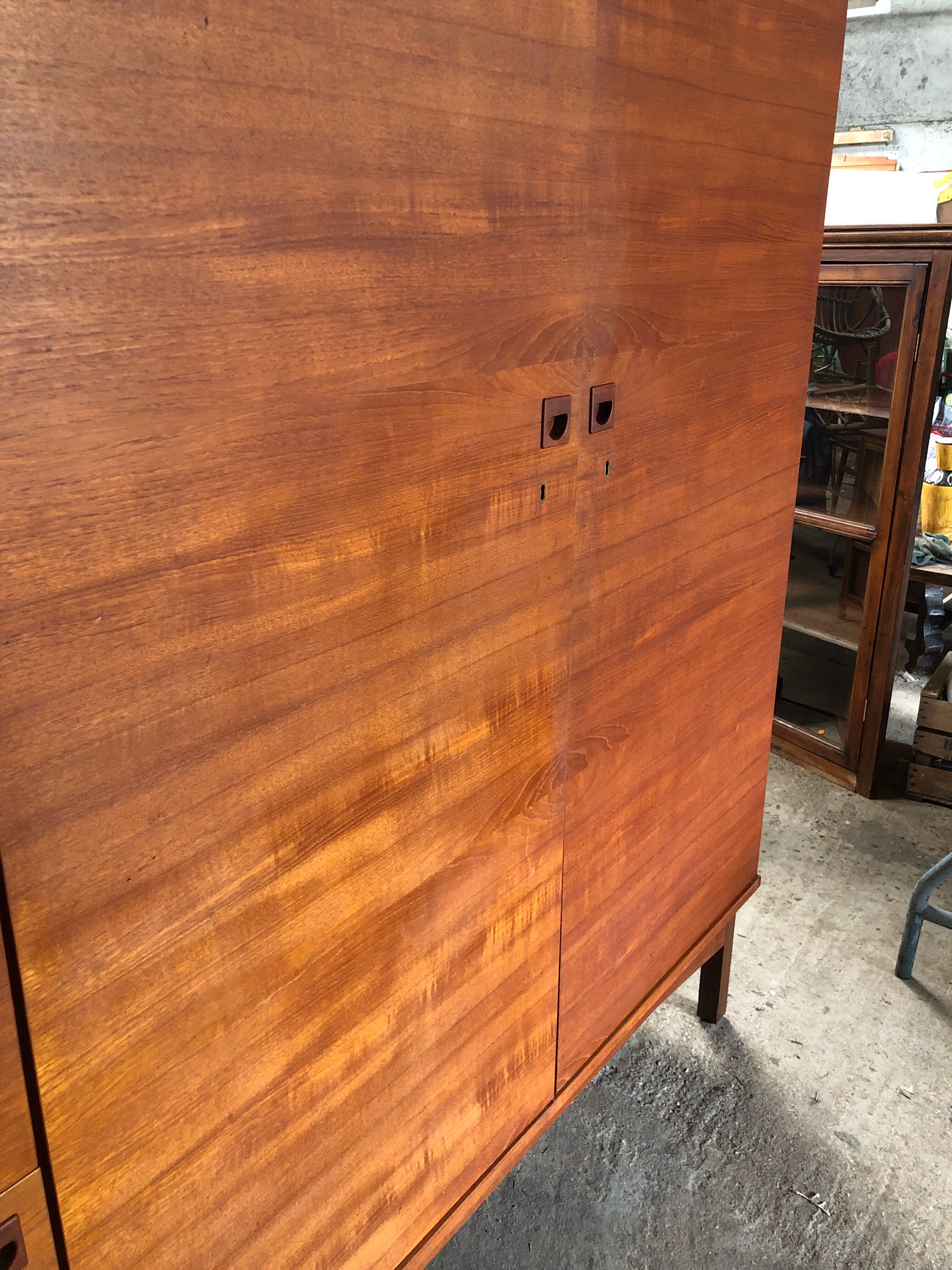 Teak wardrobe André Monpoix