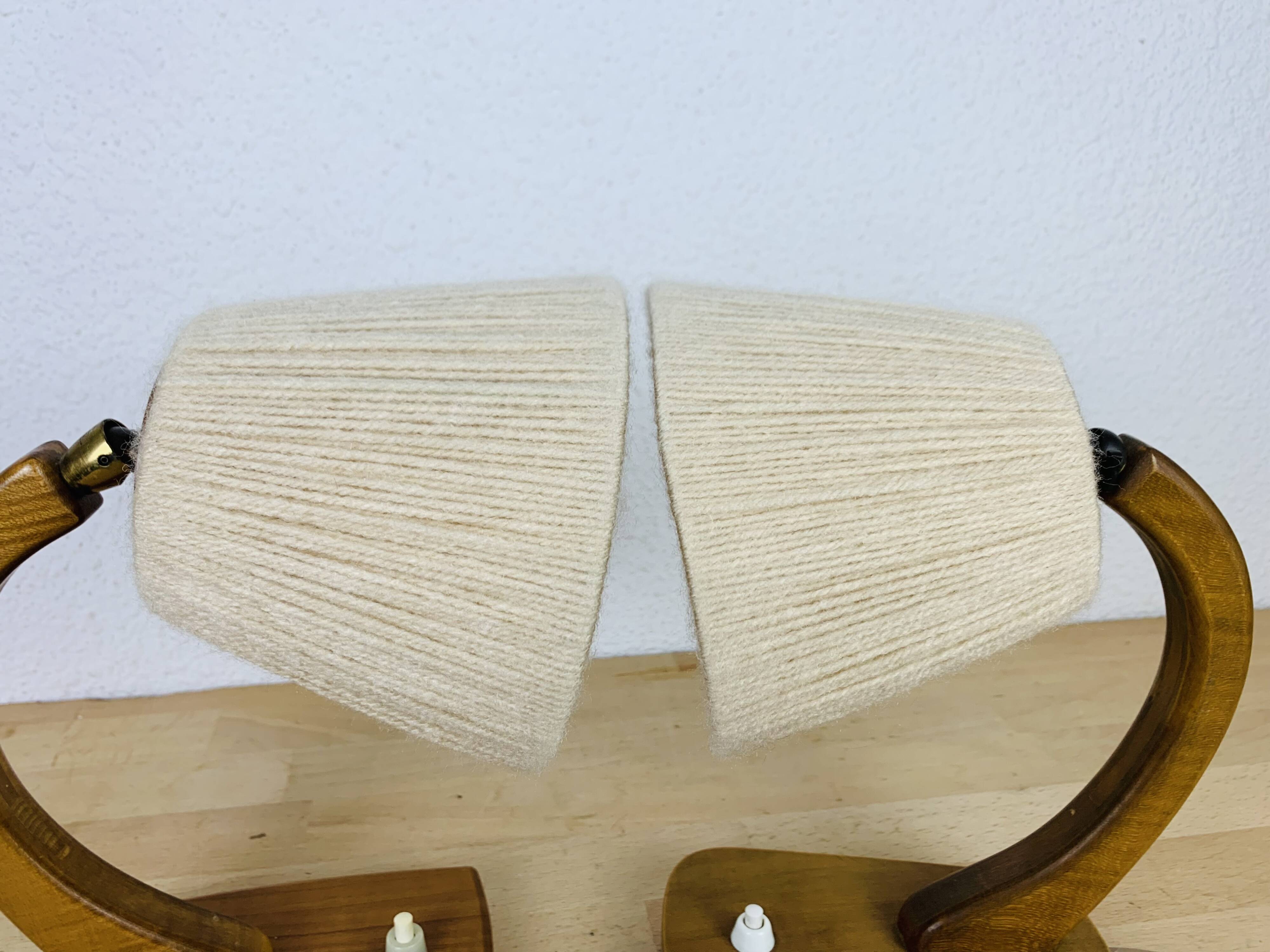 Paire de lampes art déco bois courbé et laine