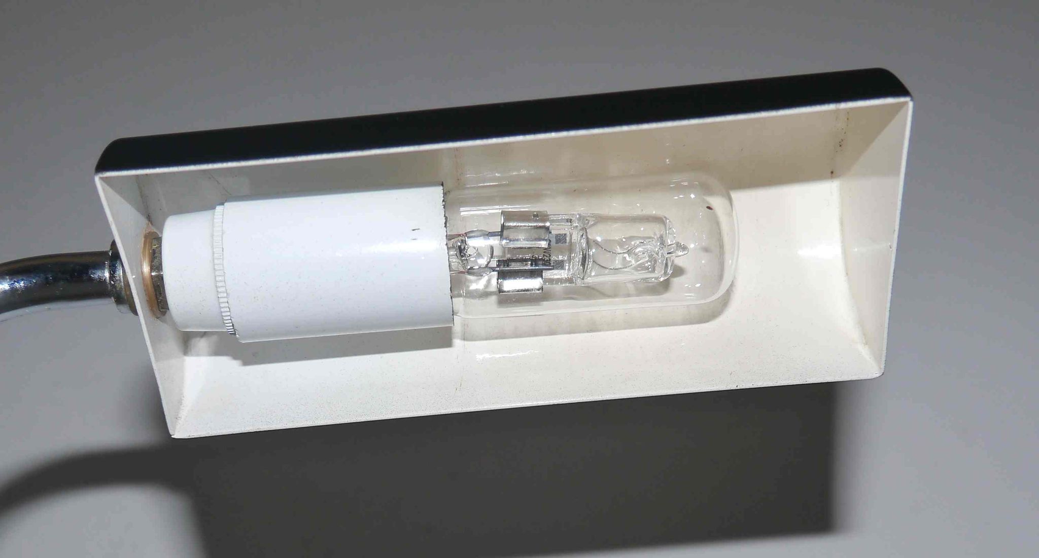 Lampe design italien années 80's chrome et acier