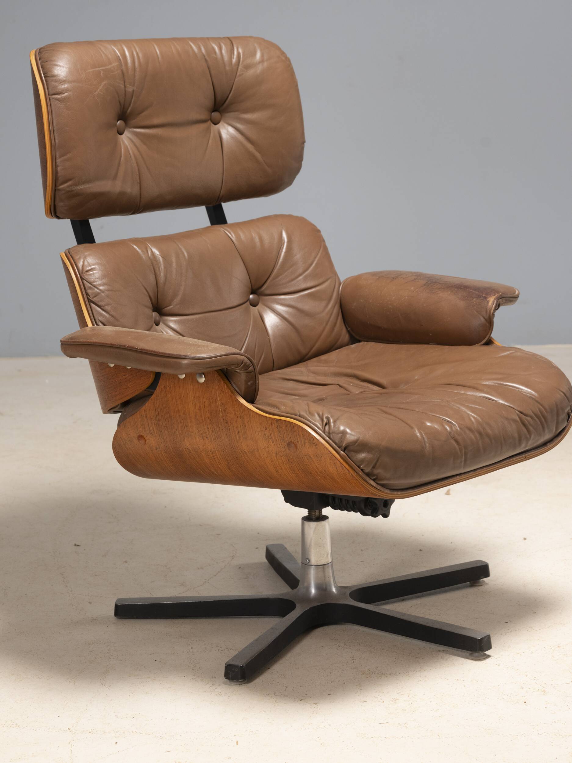 Canadian Lounge Chair and Ottoman, 1960s – Northfield Metal Products