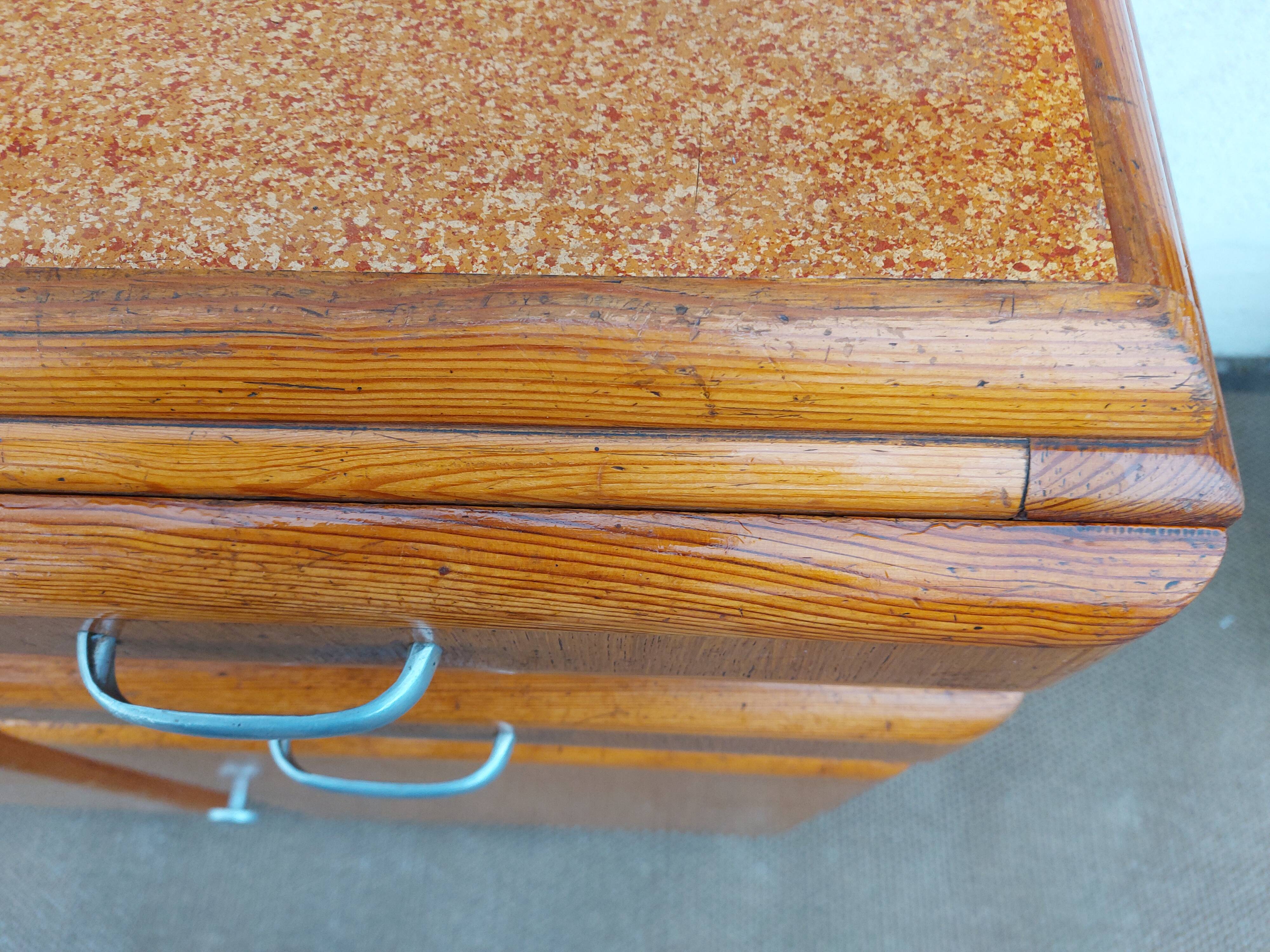 small Mado buffet, asymmetrical doors