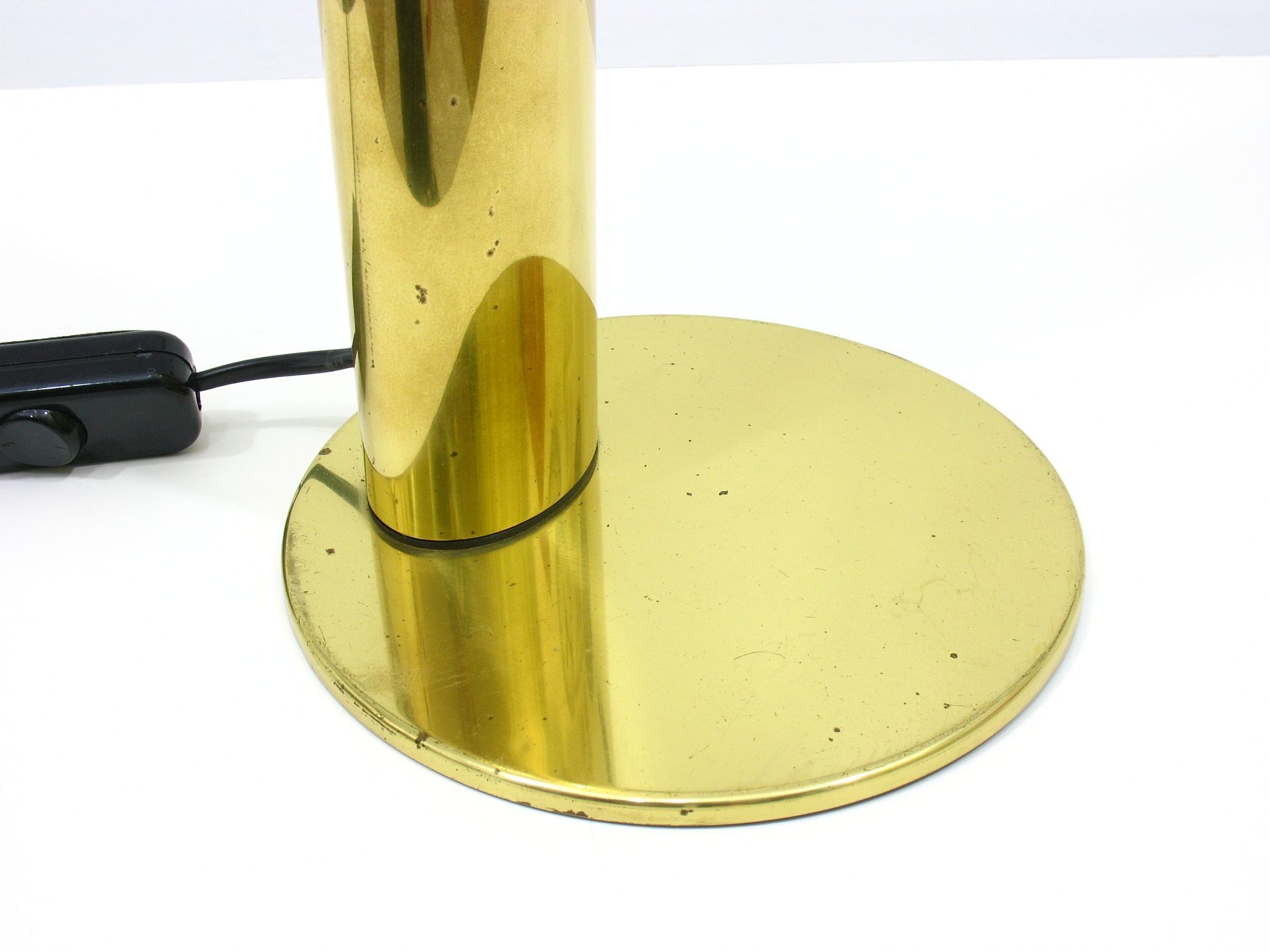 Golden desk lamp, 70