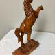 Cheval cabré en bois