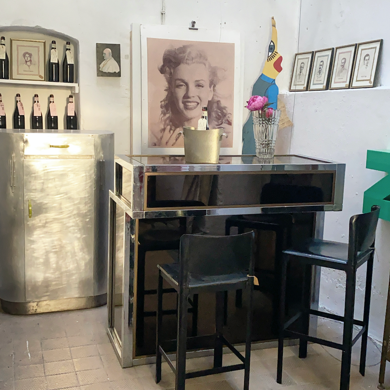 Bar en chrome et verre fumé, Italie, 1970