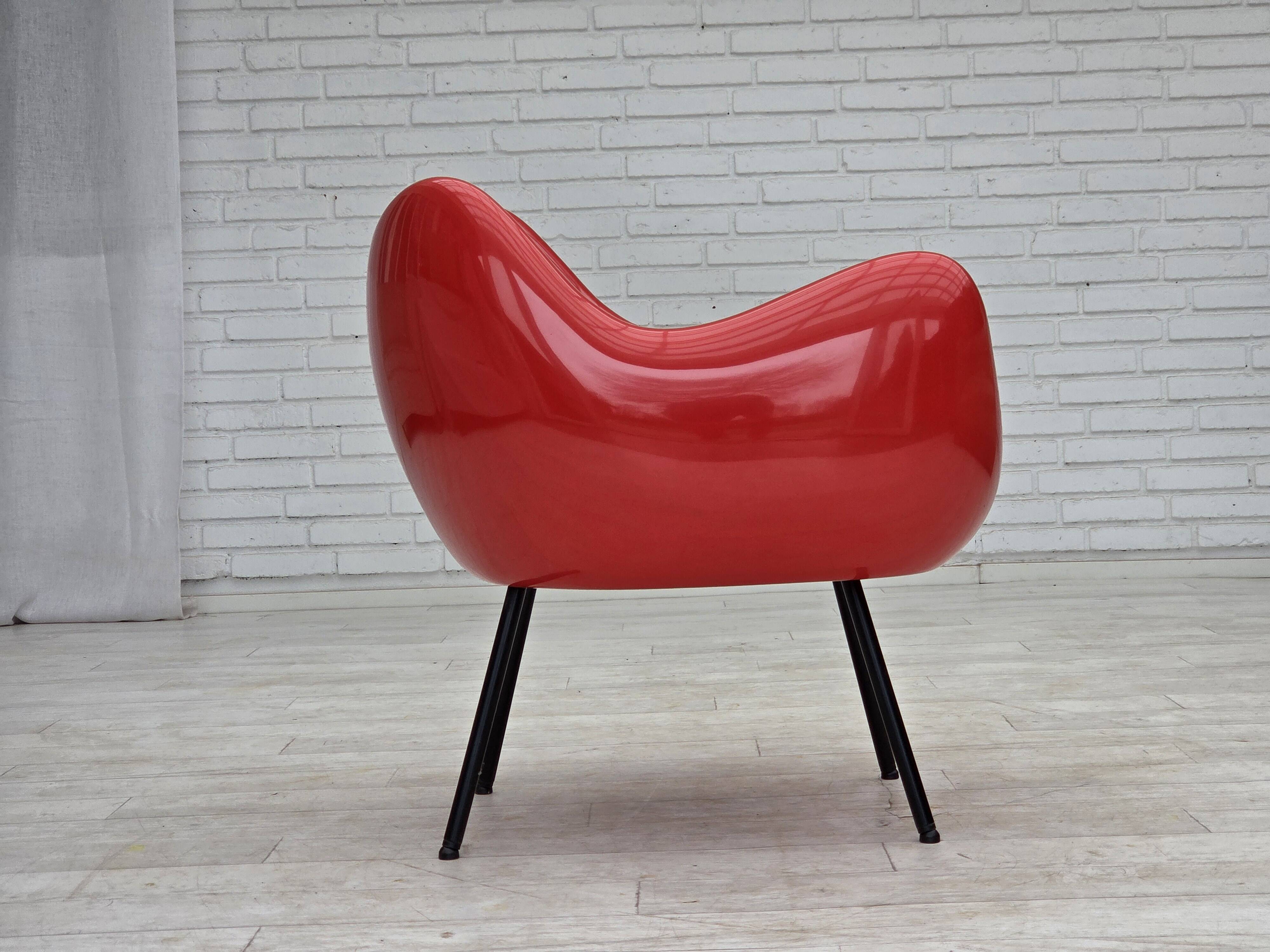1960s, socialist realism design icon by Roman Modzelewski, model RM58.
